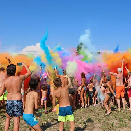 אתר קמפינג Il Tridente Village *